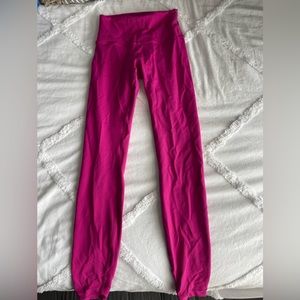 Lululemon Wunder Trains 28” Leggings